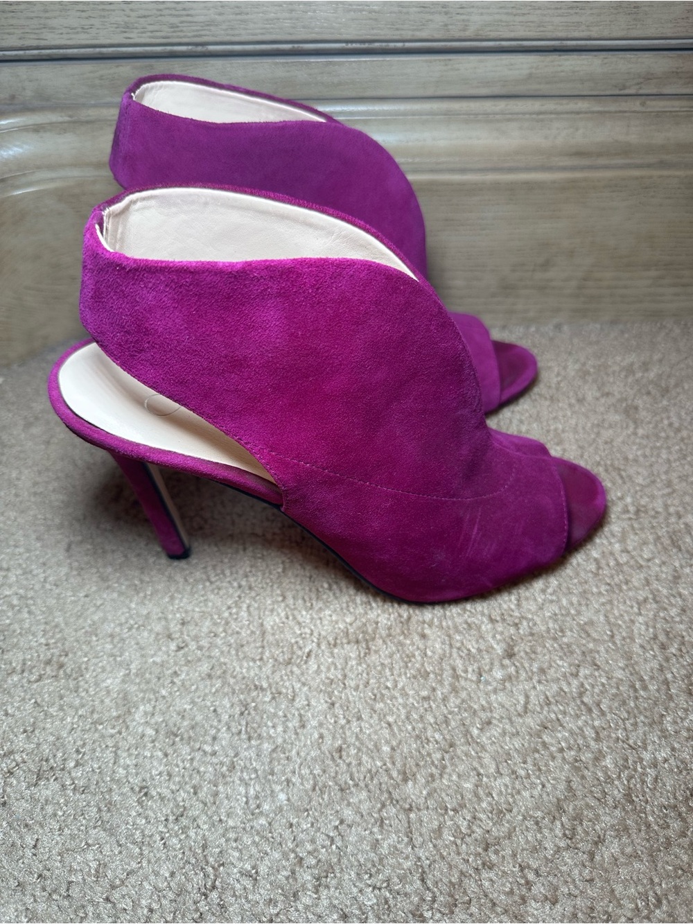 Jessica Simpson Women’s Fuchsia Suede Open-Toe Stiletto Heels